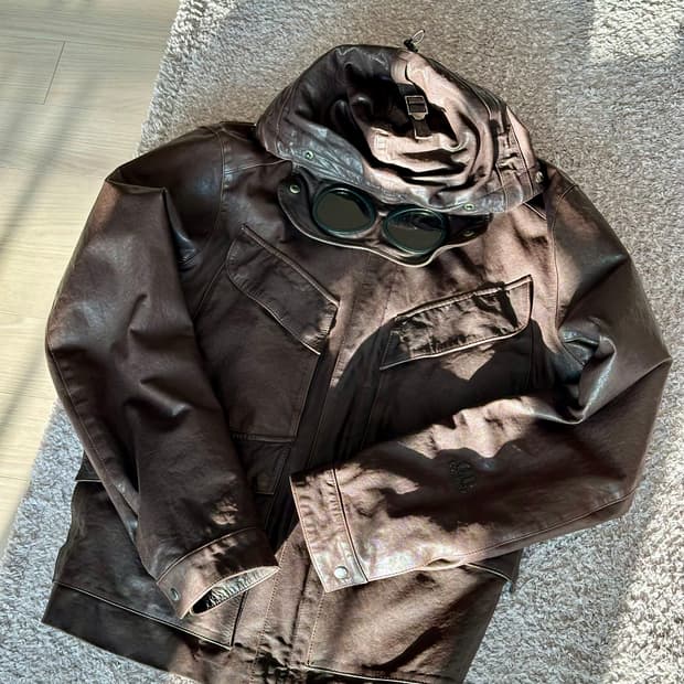 CP컴퍼니 고글 가죽 자켓