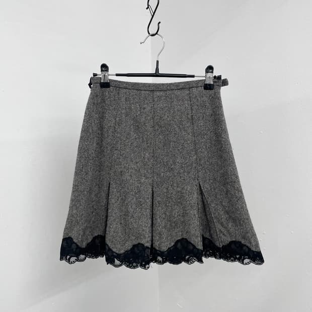 울 플리츠 레이스 스커트