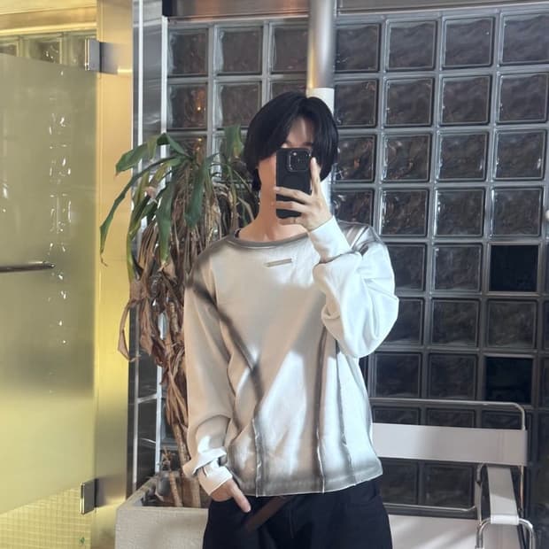 URBAN GRUNGE LONG SLEEVE T 어반 그런지 긴팔 티셔츠