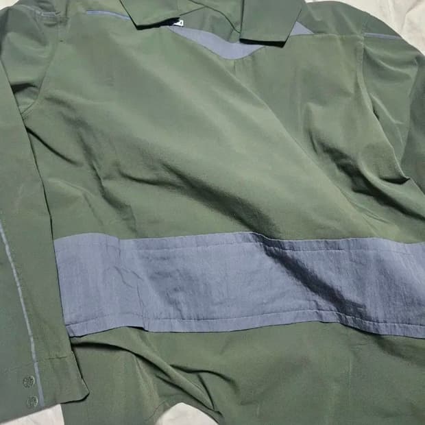 Kiko 키코 코스타디노브 chaster pullover