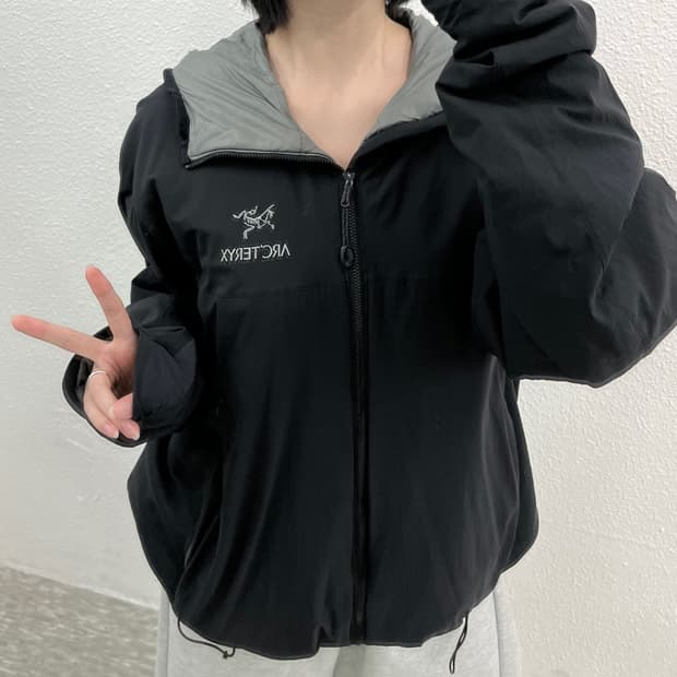 아크테릭스 아톰 LT 바람막이 블랙 XL