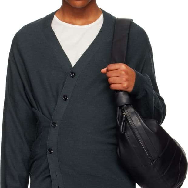 [M] 르메르 25SS 릴렉스드 트위스티드 가디건 - 카본