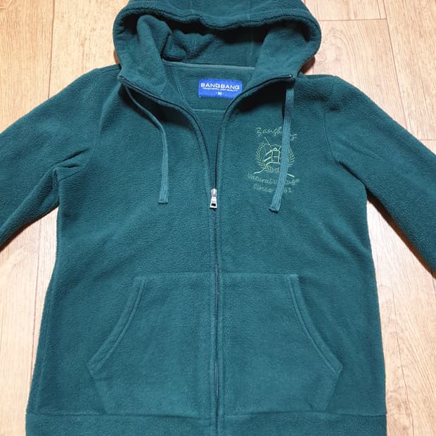 1201 뱅뱅 기모 후드집업 95 사이즈입니다