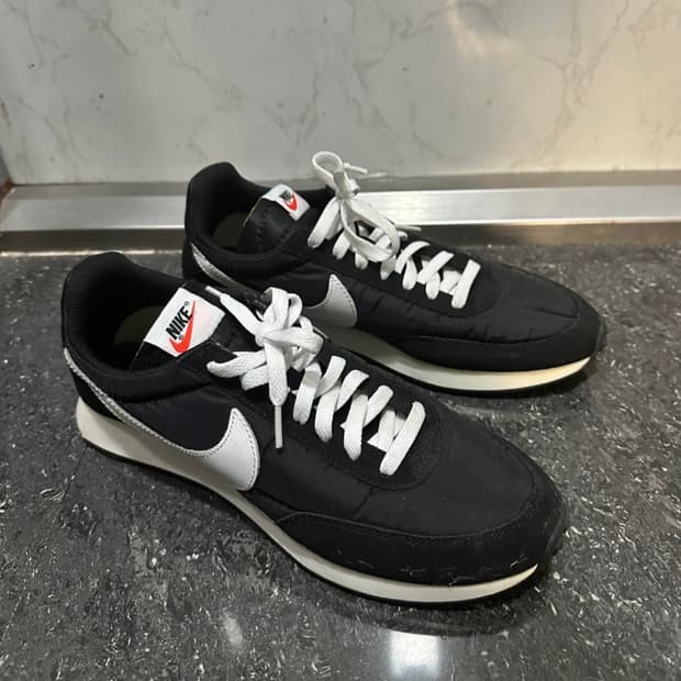 나이키 테일윈드 79 블랙 운동화