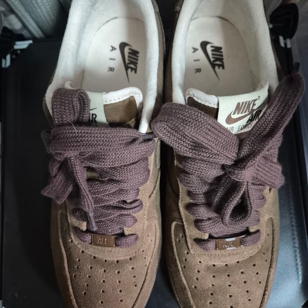 나이키 에어포스1 07 카카오 와우