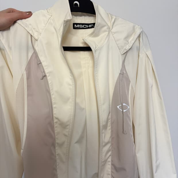 미스치프 바람막이 아이보리M