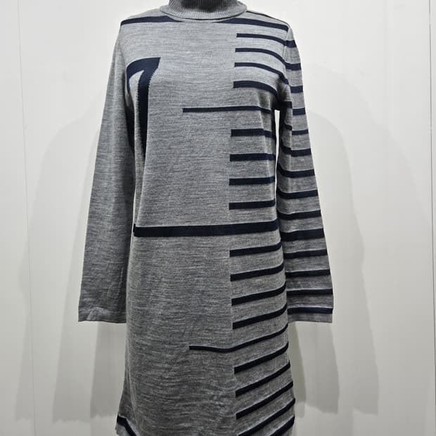 장 폴 고티에 회색 터틀넥 니트 롱 원피스