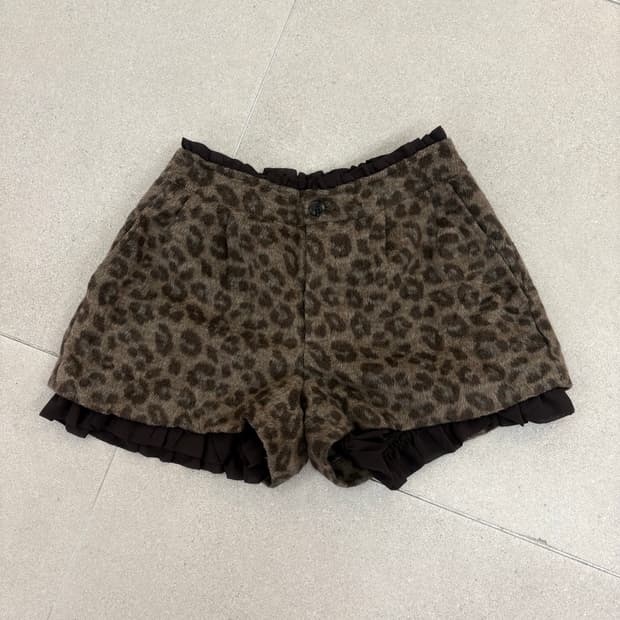 레오파드 프릴 숏츠