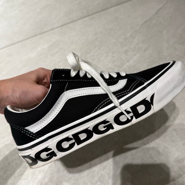 꼼데가르송 반스 올드스쿨 245 사이즈 cdg x vans otw old