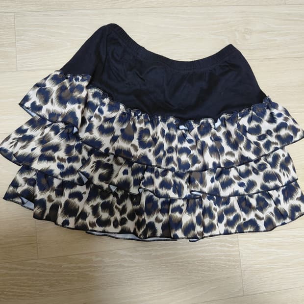 쉬인 레오파드 프릴 캉캉 미니스커트