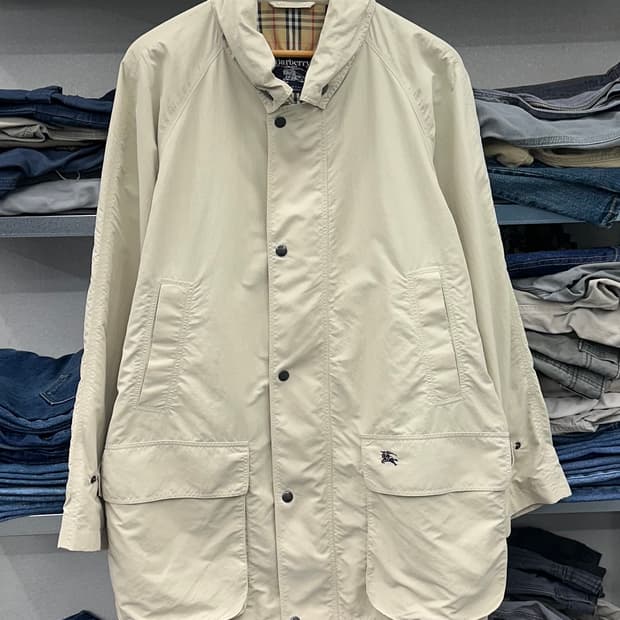(L오버)BURBERRYS 사파리 코트-M1902