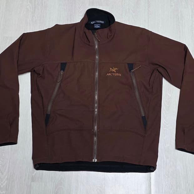 아크테릭스 감마sv 브라운24k 색상 L사이즈 판매