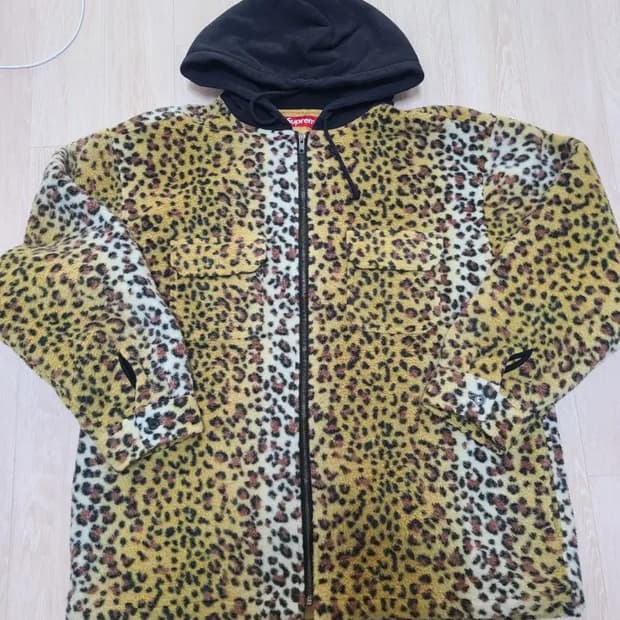 슈프림 레오파드 플리스 xl