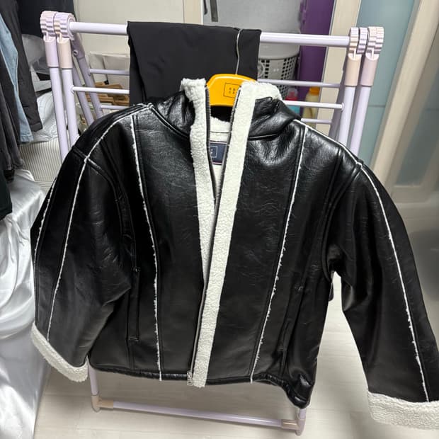 로맨틱크라운 바이크 무톤 자켓 블랙M 새상품 