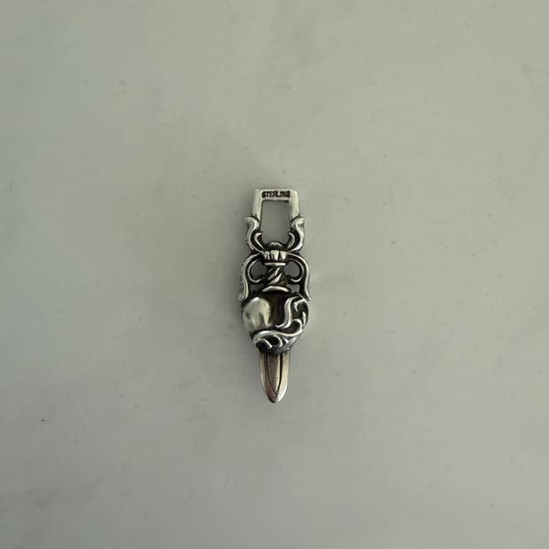 크롬하츠 하트대거 팬던트