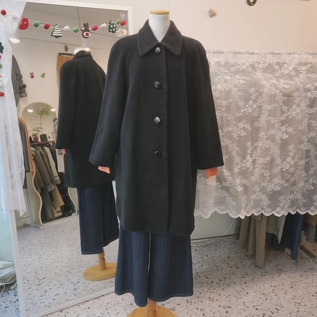 Antraci 울앙고라100 블랙 코트