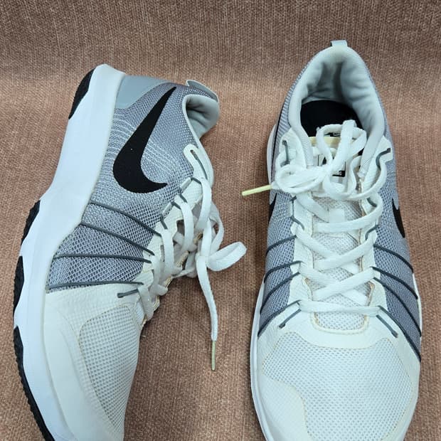 나이키 280mm-  플렉스 트레인 운동화 스니커즈