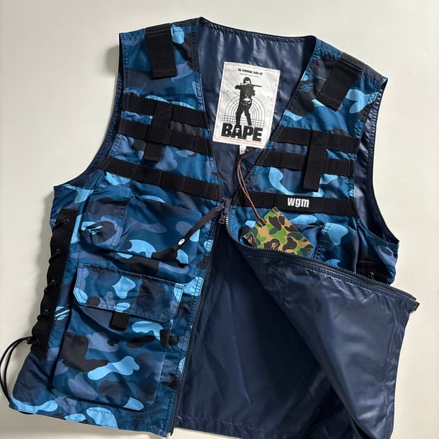  (새상품) BAPE 베이프 청계 유틸리티 베스트