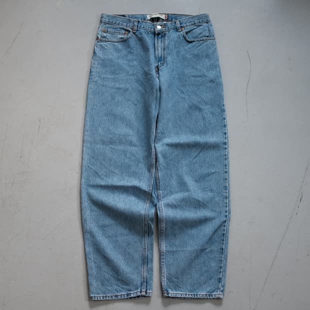 2000’s Levi’s 560 Denim
