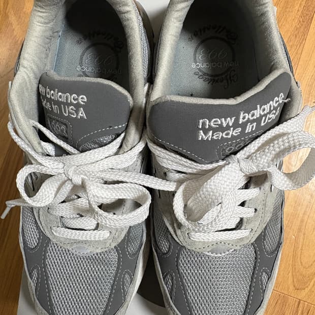 뉴발란스 993 스탠다드D 265사이즈 팝니다