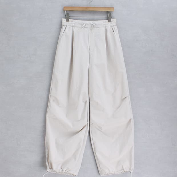 HK WORKS LONDON _ tuck parachute pants 