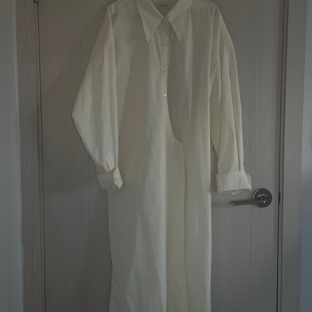 르메르 트위스트 셔츠 원피스 