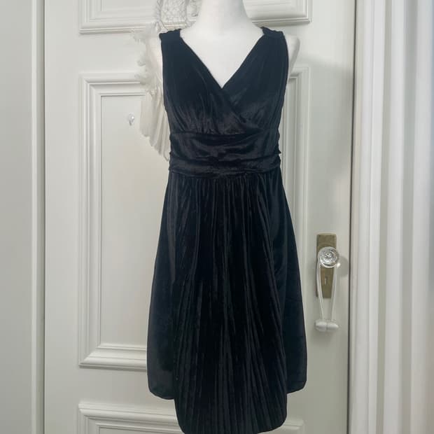 black velvet shirring pleats lovely opc