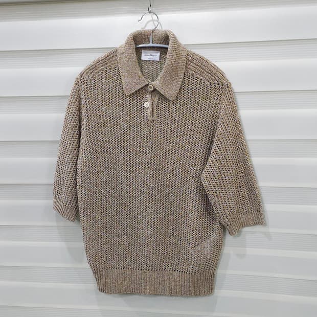 페라가모 펀칭 카라 반팔 니트- 우먼L