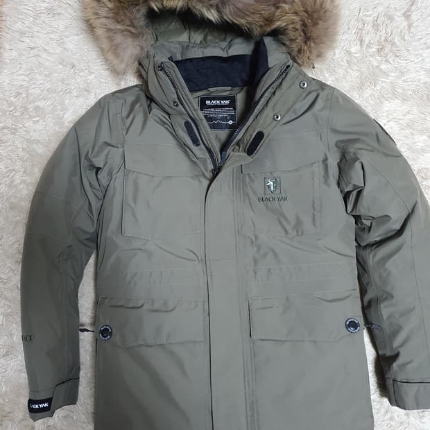 블랙야크 고어텍스 구스다운 패딩.사이즈 80 