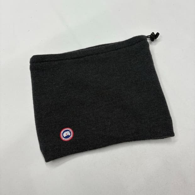 캐나다구스 플리스 울 넥 워머 목도리