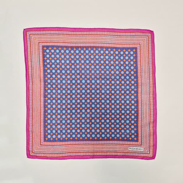 입생로랑 쁘띠 스카프 손수건 머플러