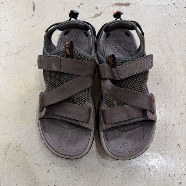 네파 루카스 트래블 샌들