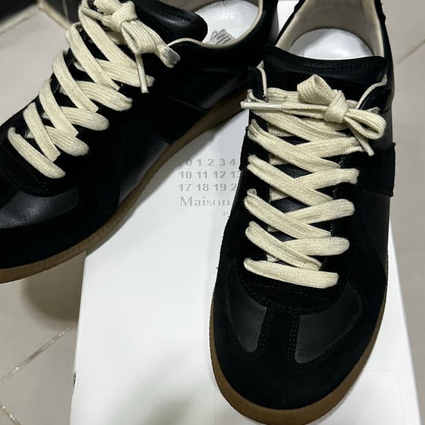 메종 마르지엘라 카프스킨 레플리카 스니커즈 블랙