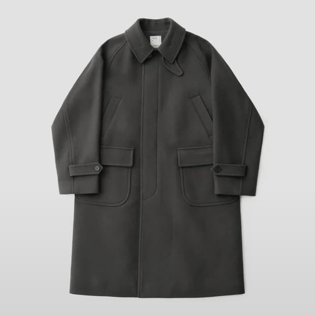 어나더오피스 보이저 발마칸 코트 그래파이트 2사이즈 팔아요