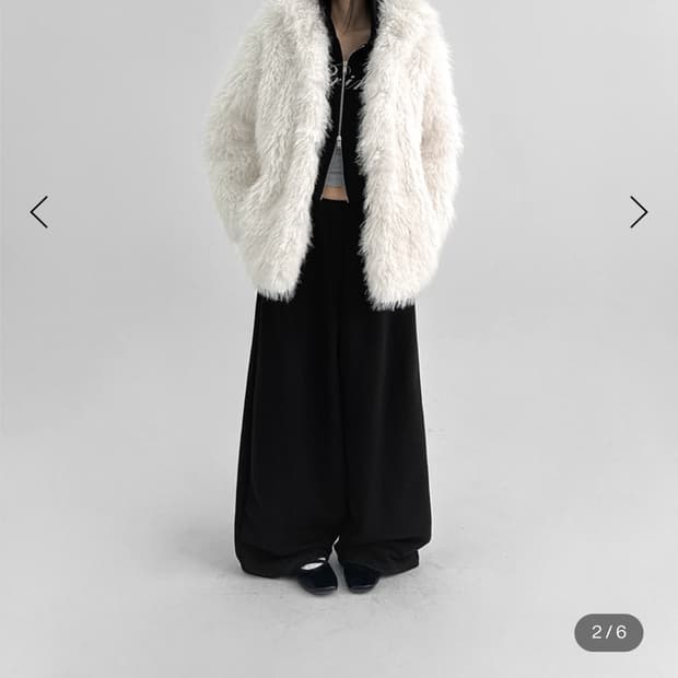 블랙업 라야 하이넥 퍼자켓