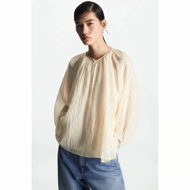 코스 COS 퍼프 슬리브 블라우스