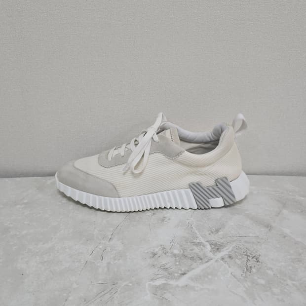 에르메스 바운싱 스니커즈 신발 43사이즈 판매