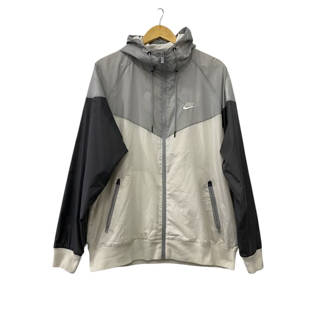 나이키 패턴 바람막이(L)