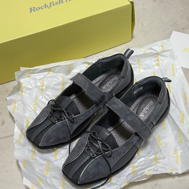 락피쉬 스니커즈