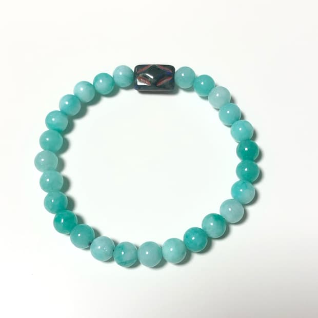 민트 원석 비즈팔찌