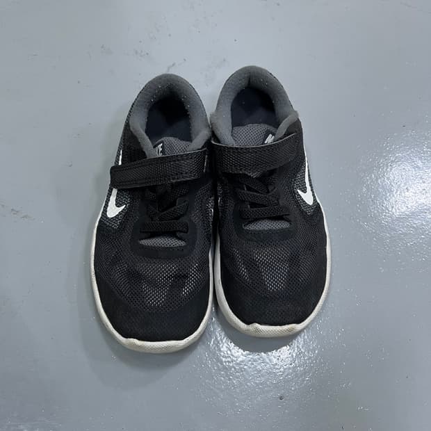 160 나이키 키즈 레볼루션3 운동화 0311M