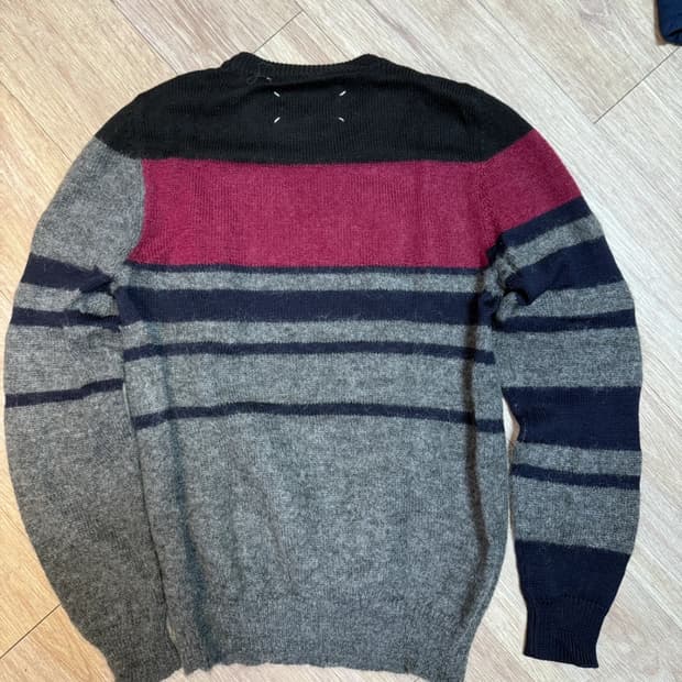 마르지엘라 라운드넥 니트