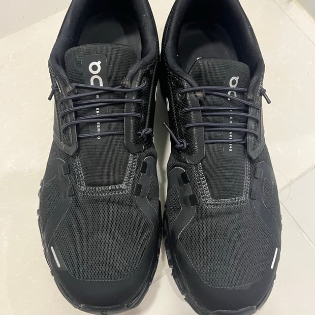 온러닝 클라우드 6 eu42 265사이즈