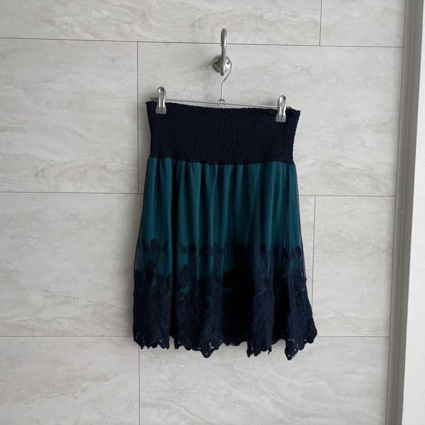 vintage lace trim skirt