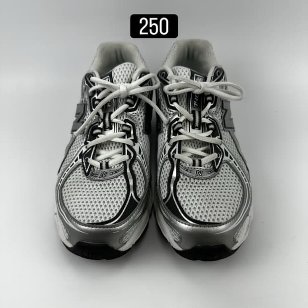 뉴발란스 740 화이트 그레이