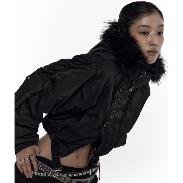 Kashiko 카시코 후드 크롭 봄버