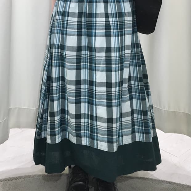 Hagumi check skirt