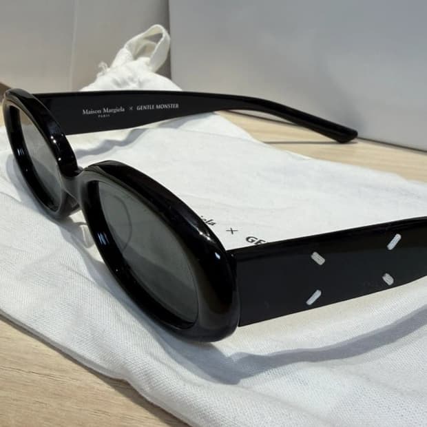 (급처)젠틀몬스터마르지엘라 블랙 선글라스