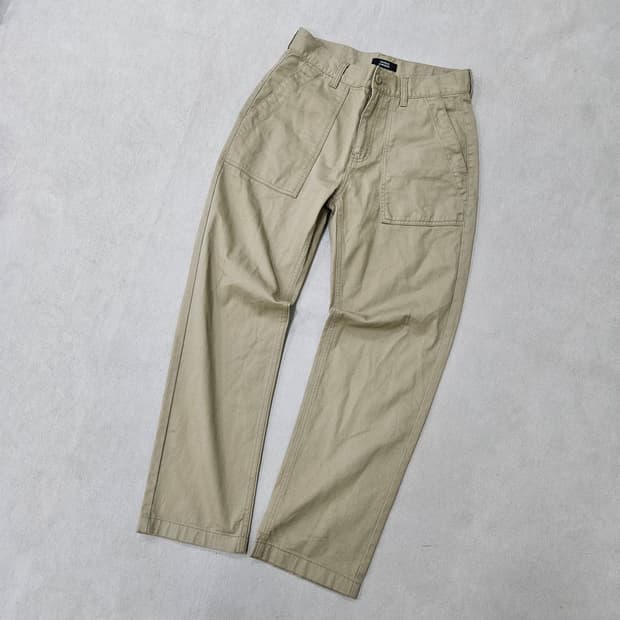 30 무신사스탠다드 베이지 치노팬츠 0331Y