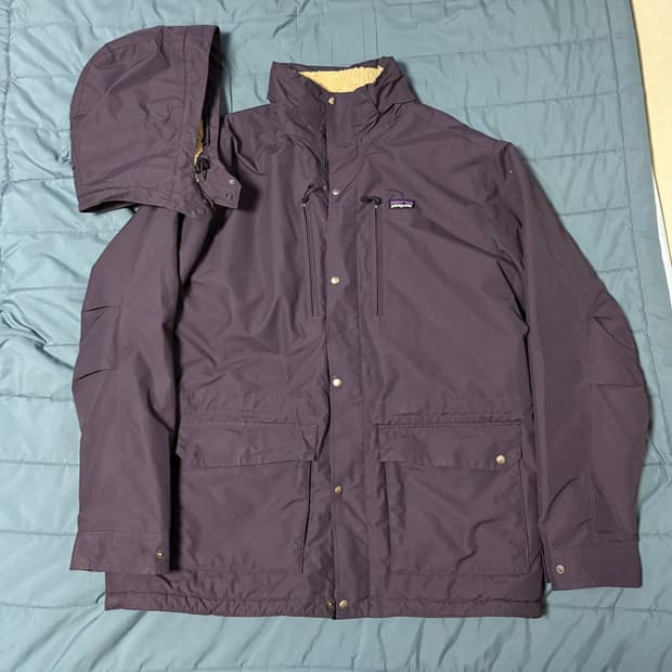 파타고니아 이스머스 퍼플 파카 L